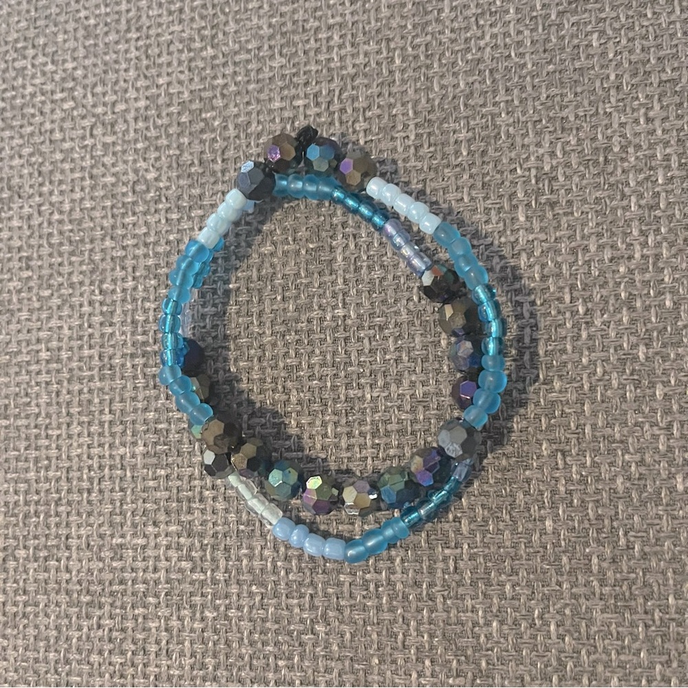 Iridescent & Glass beads Stretch bracelets Purple Pink Blue Clear NWT 4 Handmade - Picture 6 of 9